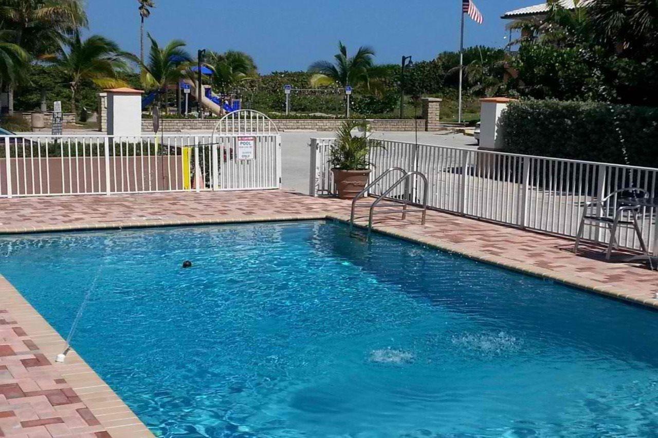 וסט פאלם ביץ' Seaspray Inn Beach Resort מראה חיצוני תמונה