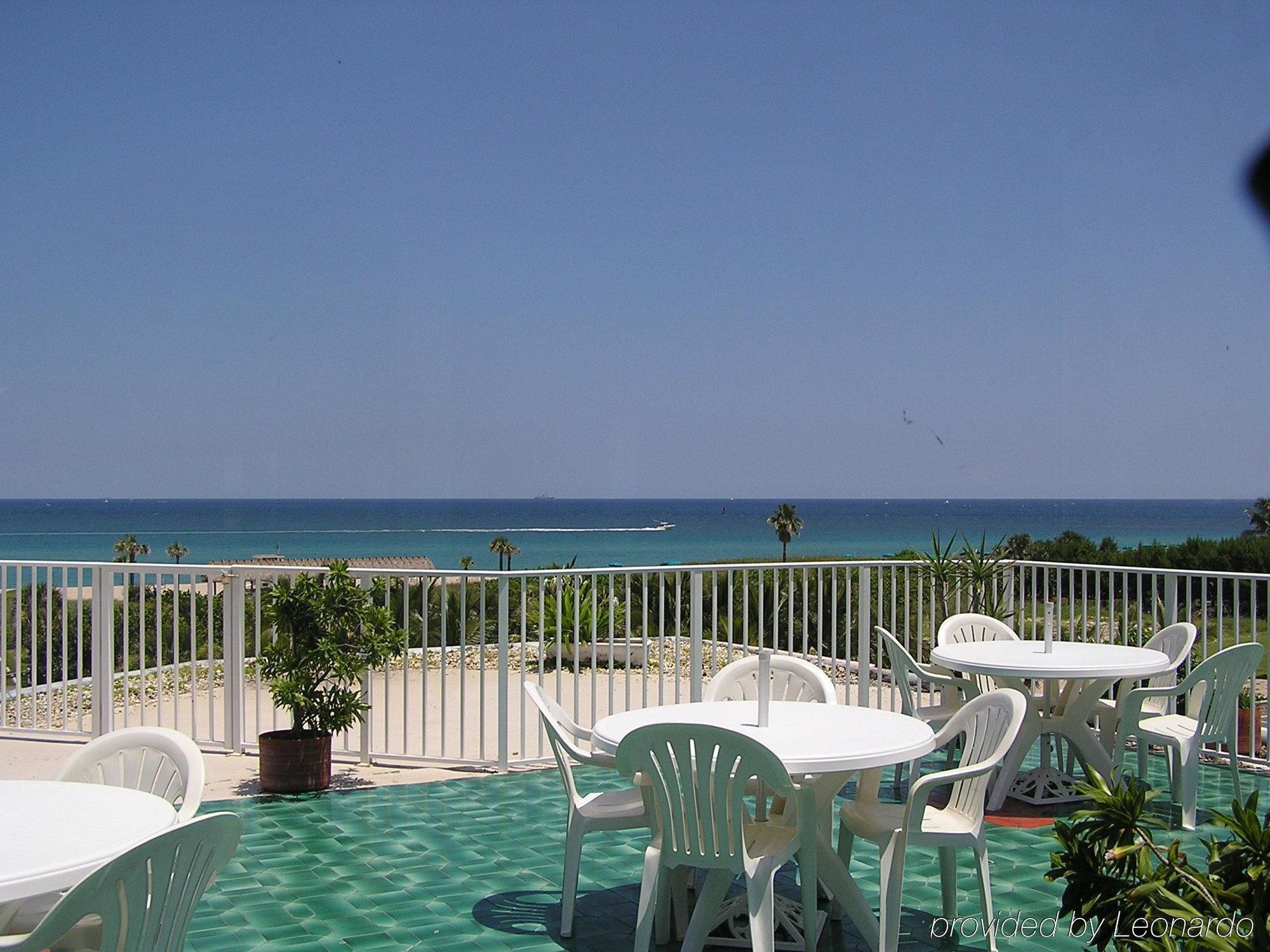 וסט פאלם ביץ' Seaspray Inn Beach Resort מסעדה תמונה