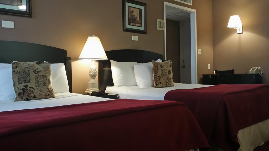 וסט פאלם ביץ' Seaspray Inn Beach Resort מראה חיצוני תמונה