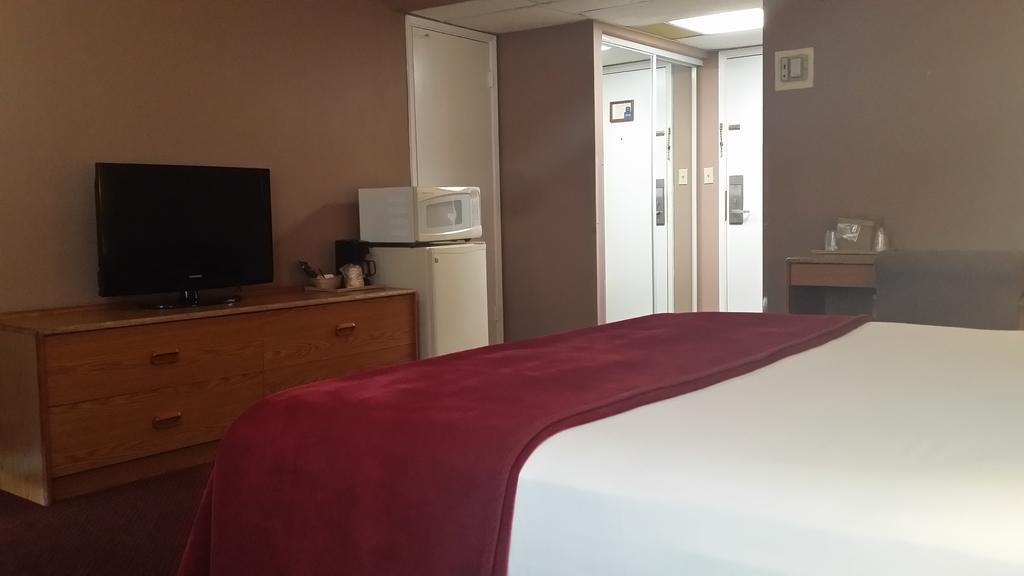 וסט פאלם ביץ' Seaspray Inn Beach Resort מראה חיצוני תמונה