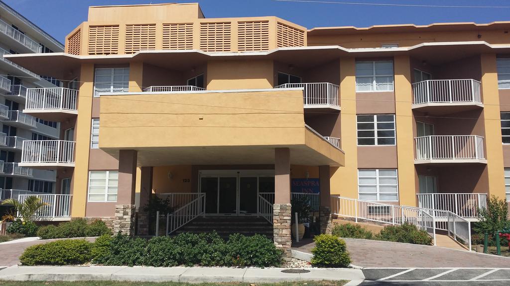 וסט פאלם ביץ' Seaspray Inn Beach Resort מראה חיצוני תמונה
